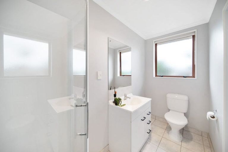 Photo of property in 13 Keri Vista Rise, Papakura, 2110