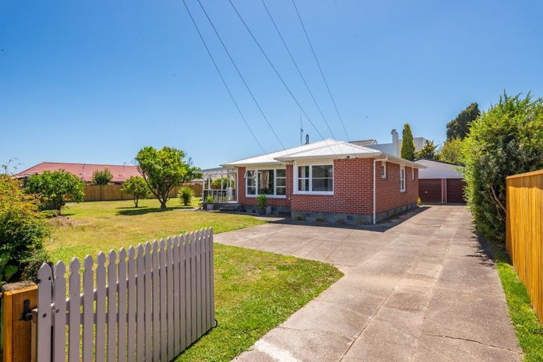 Photo of property in 28 Mahoe Street, Levin, 5510
