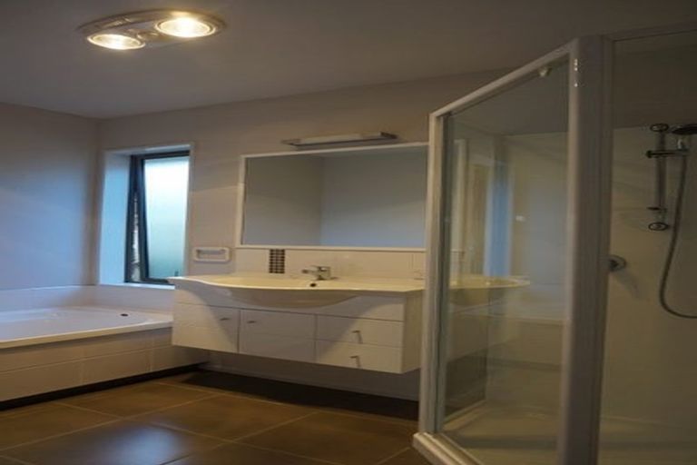 Photo of property in 4 Cyclamen Place, Aidanfield, Christchurch, 8025