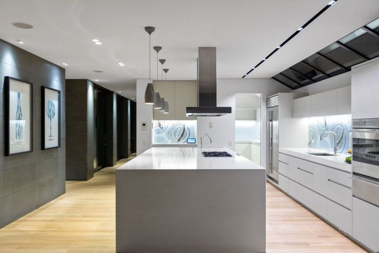 Photo of property in 41 Beach Road, Castor Bay, Auckland, 0620