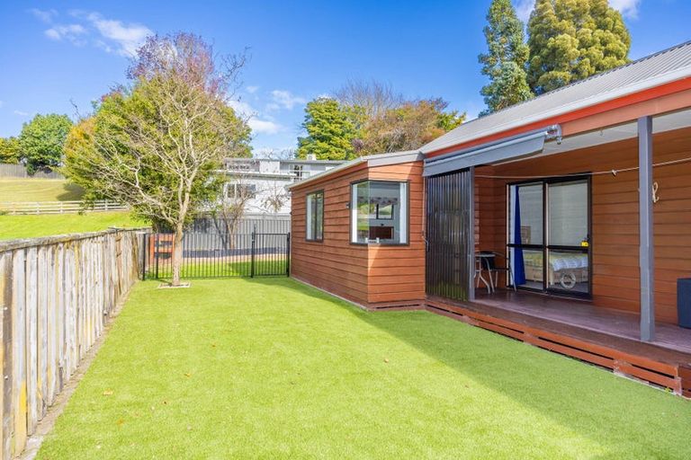 Photo of property in 8 Eliot Place, Leamington, Cambridge, 3432