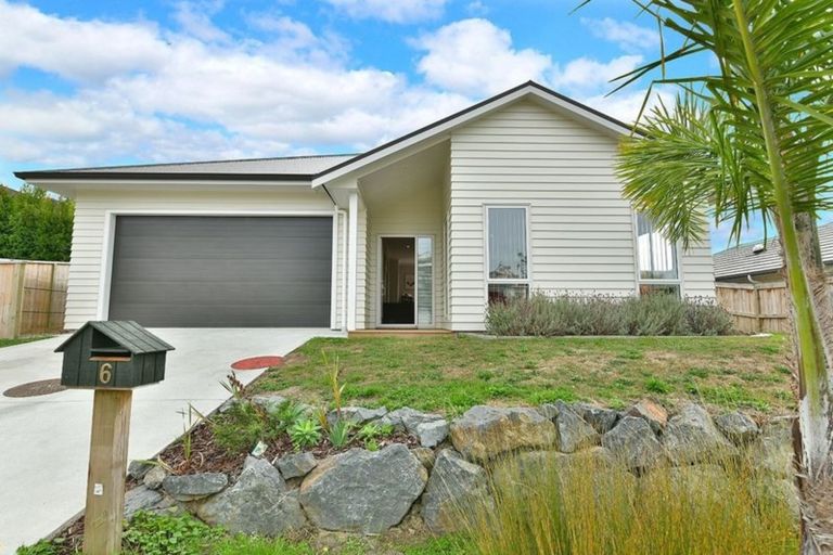 Photo of property in 6 Hapuka Close, Snells Beach, 0920