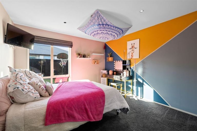 Photo of property in 11 Vasari Grange, Rolleston, 7614