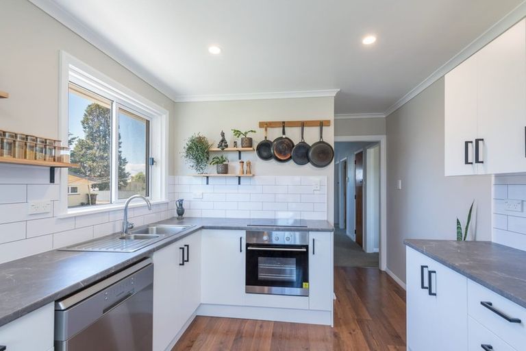 Photo of property in 3 Mcglashen Street, Motueka, 7120