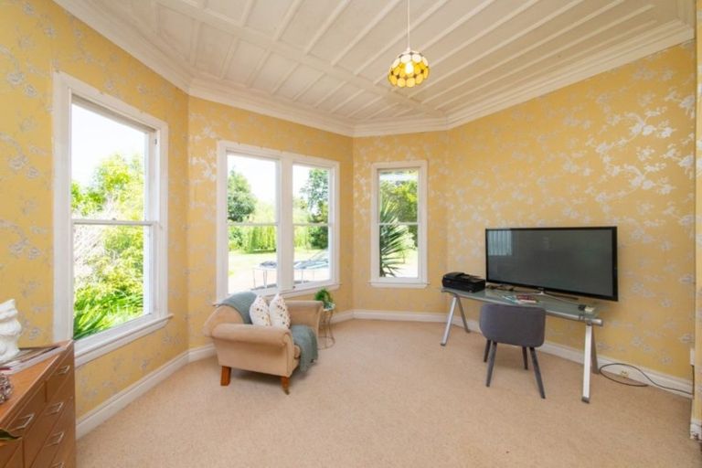 Photo of property in 36 Bond Street, Marton, 4710