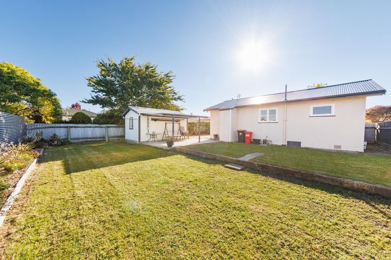 Photo of property in 4 Milton Street, Roslyn, Palmerston North, 4414