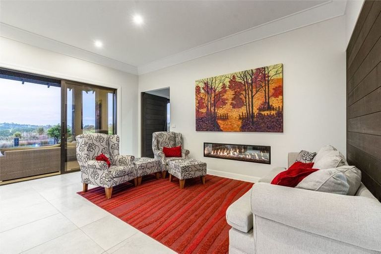 Photo of property in 81 Grace Hill Drive, Dairy Flat, Albany, 0792
