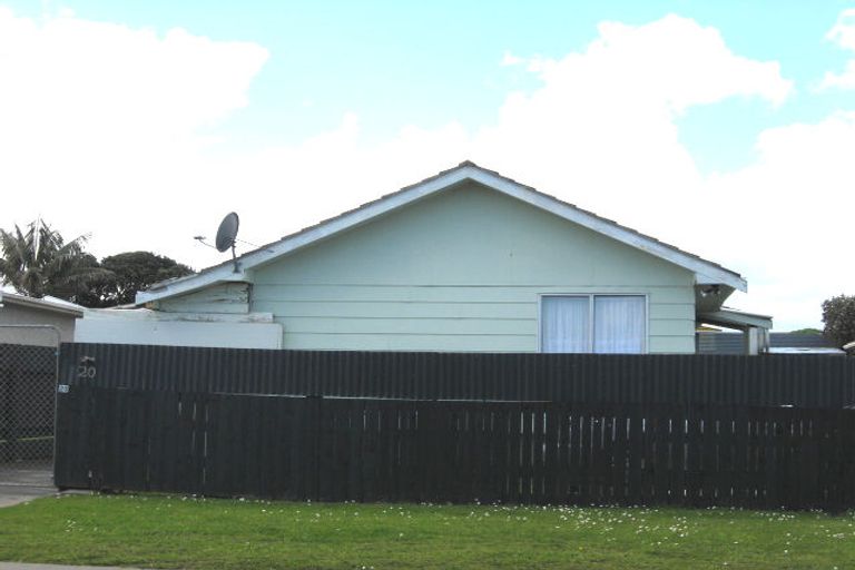 Photo of property in 20 Aotea Street, Castlecliff, Whanganui, 4501