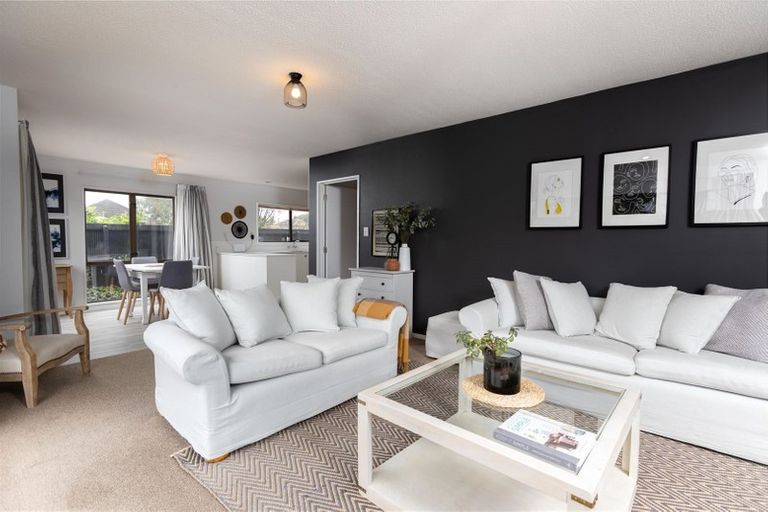 Photo of property in 2/58 Philpotts Road, Mairehau, Christchurch, 8052