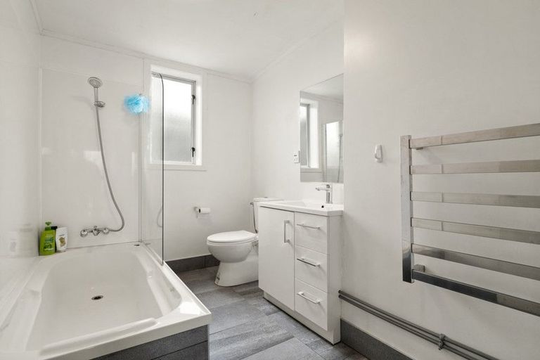 Photo of property in 27 Loyalty Street, Forbury, Dunedin, 9012