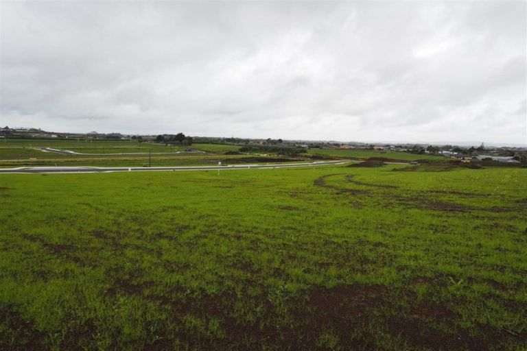 Photo of property in 6 Catherine Mclean Road, Pukekohe, 2120