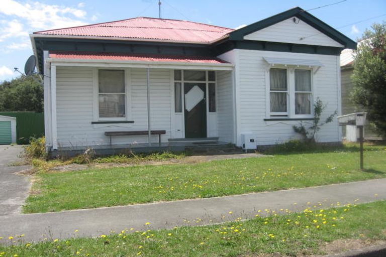 Photo of property in 10 George Street, Aramoho, Whanganui, 4500