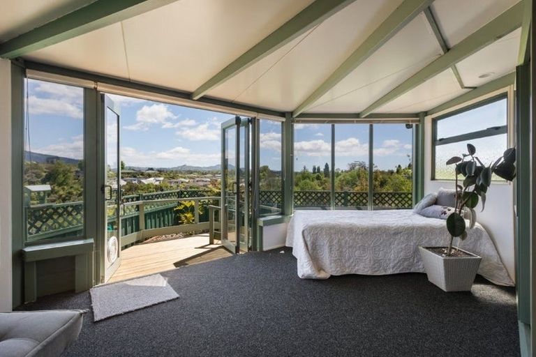 Photo of property in 16 Donegal Place, Katikati, 3129