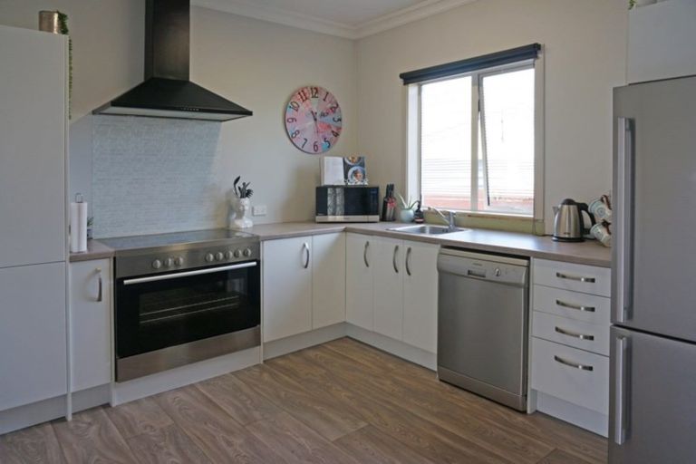 Photo of property in 557 Tay Street, Hawthorndale, Invercargill, 9810