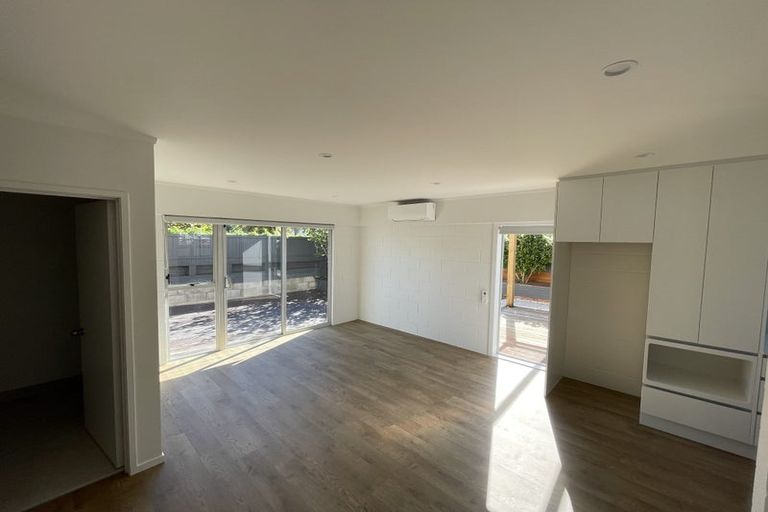 Photo of property in 1/5 Glen Road, Browns Bay, Auckland, 0630