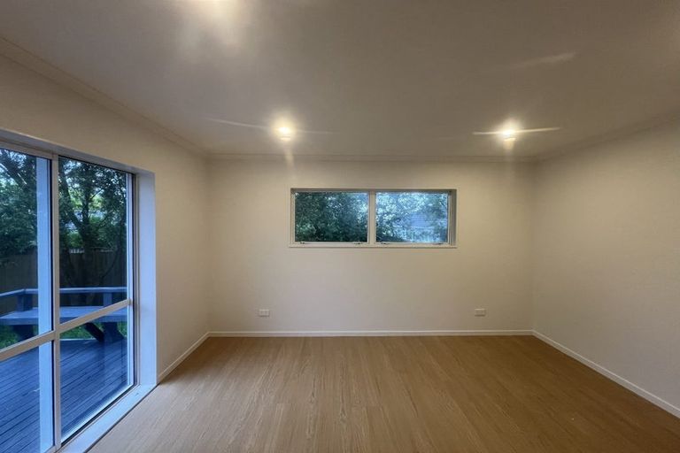 Photo of property in 3a Christina Avenue, Te Atatu South, Auckland, 0602