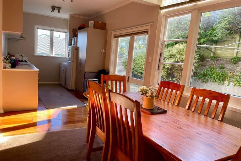 Photo of property in 156 Grafton Road, Roseneath, Wellington, 6011