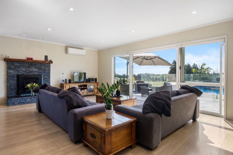 Photo of property in 47 Chamberlain Road, Bombay, 2675