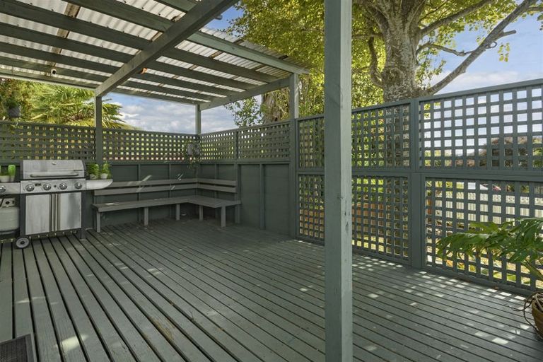 Photo of property in 77 Resolution Road, Welcome Bay, Tauranga, 3112