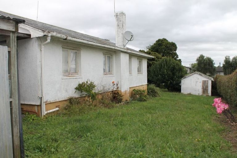Photo of property in 16 Gibson Road, Tuakau, 2121