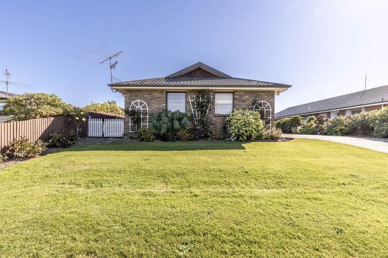 Photo of property in 105 Edinburgh Crescent, Waikiwi, Invercargill, 9810