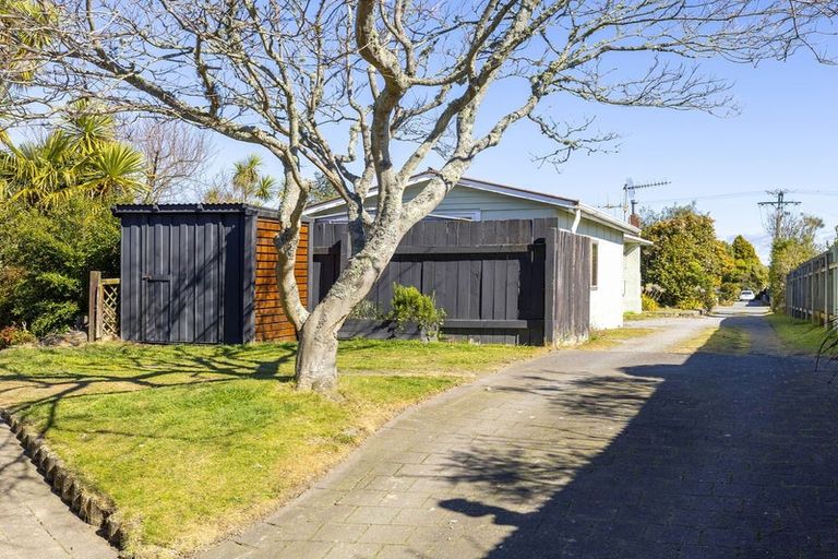 Photo of property in 2/10 Koha Road, Taupo, 3330