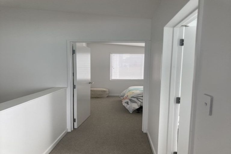 Photo of property in 4/52 High Street, Island Bay, Wellington, 6023