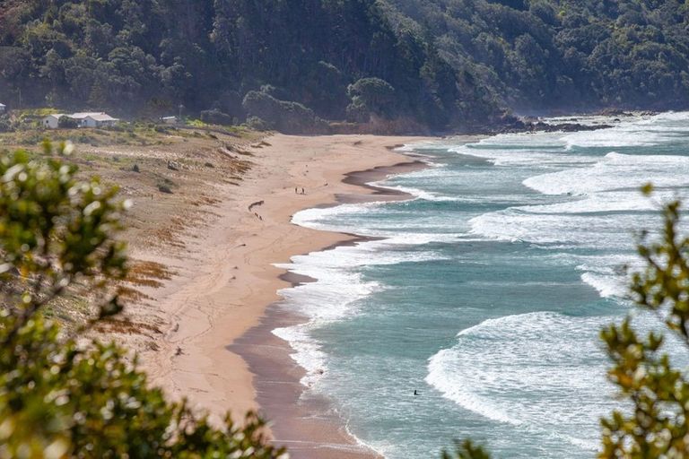 Photo of property in 66 Motuhoa Road, Tairua, 3508