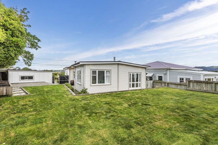 Photo of property in 36 Kaihuia Street, Northland, Wellington, 6012