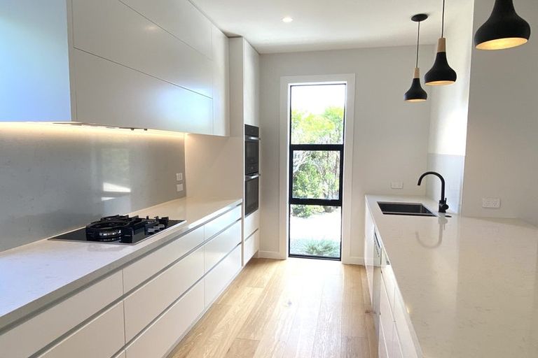Photo of property in 52 Park Rise, Campbells Bay, Auckland, 0630
