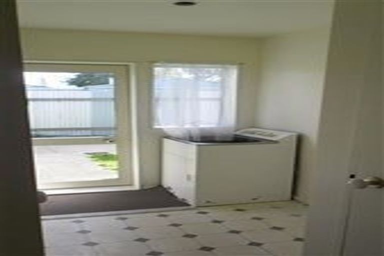 Photo of property in 25a Kelvin Road, Papakura, 2110