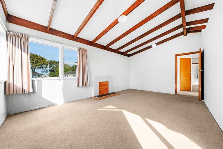 Photo of property in 6 Bates Street, Papakura, 2110