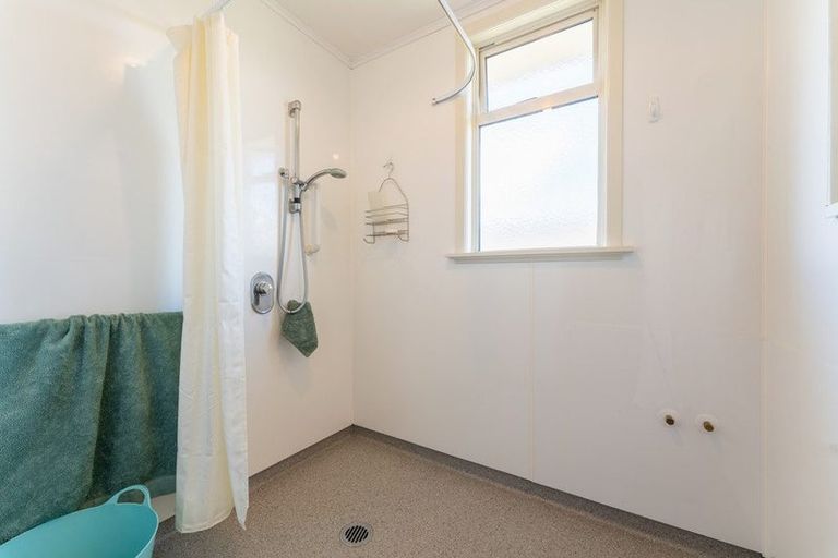 Photo of property in 6 Queens Crescent, Oamaru, 9400