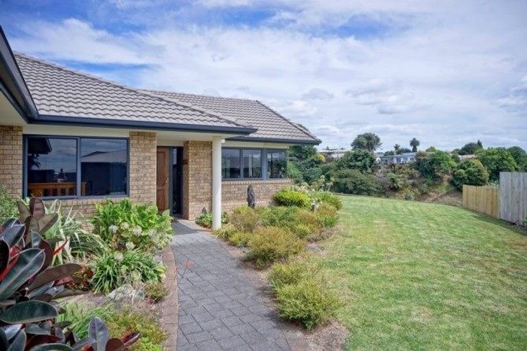 Photo of property in 12 Kiri Place, Te Puke, 3119