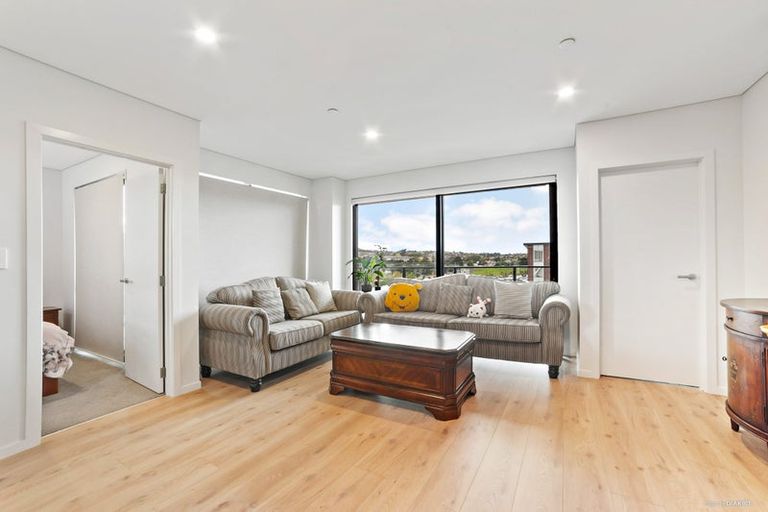 Photo of property in 317/3 Kaipiho Lane, Albany, Auckland, 0632