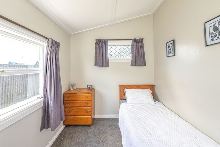Photo of property in 6 Central Avenue, Gonville, Whanganui, 4501
