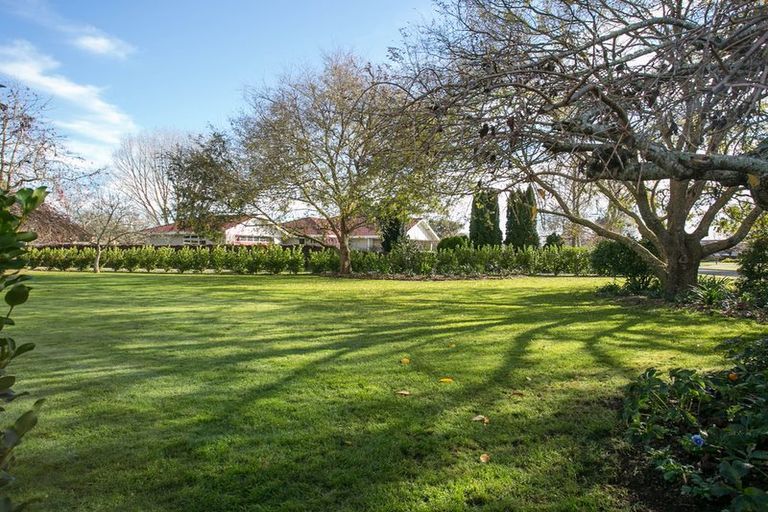 Photo of property in 19 Cowley Drive, Leamington, Cambridge, 3432