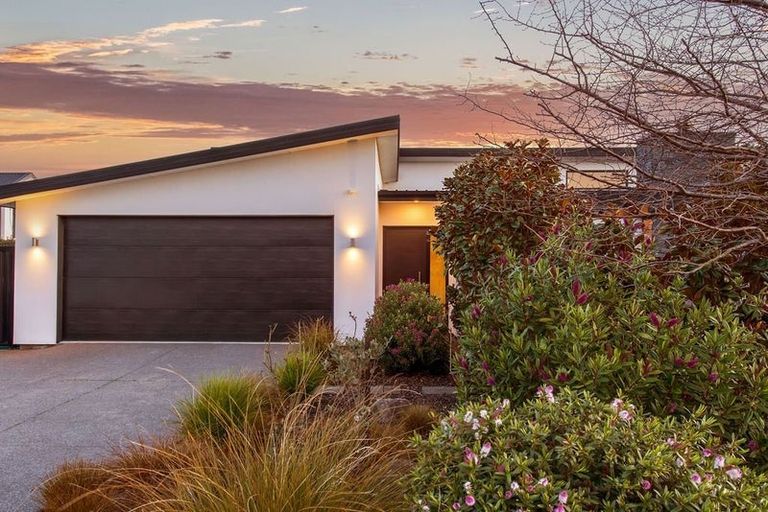 Photo of property in 4 Black Rock Way, Prebbleton, 7604