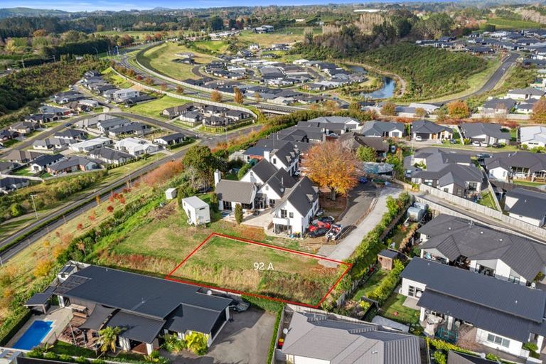 Photo of property in 92a Puhirake Crescent, Pyes Pa, Tauranga, 3112