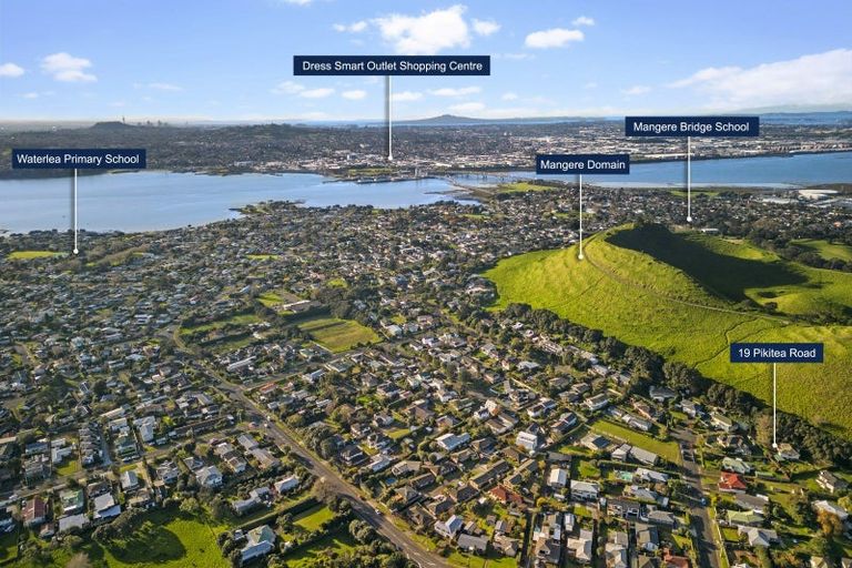 Photo of property in 19 Pikitea Road, Mangere Bridge, Auckland, 2022