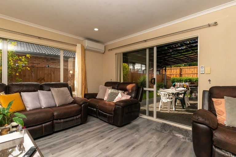 Photo of property in 19 Foxlaw Street, Randwick Park, Auckland, 2105