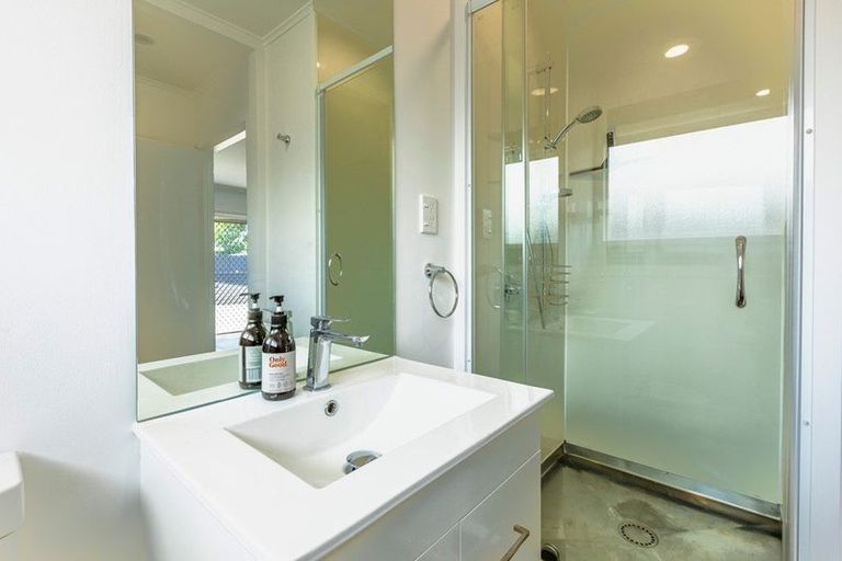 Photo of property in 11/335 Kennedy Road, Pirimai, Napier, 4112