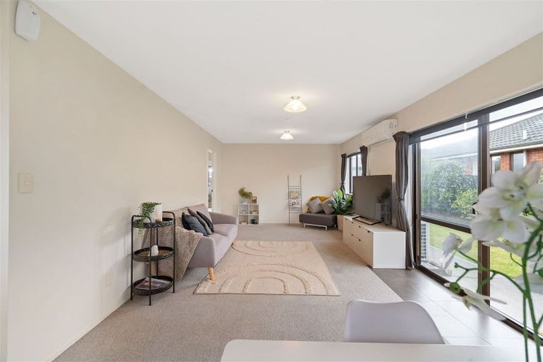 Photo of property in 1/44 Wilson Street, Islington, Christchurch, 8042