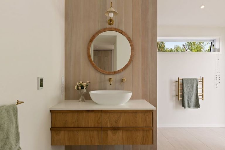 Photo of property in 157 Harris Street, Inner Kaiti, Gisborne, 4010