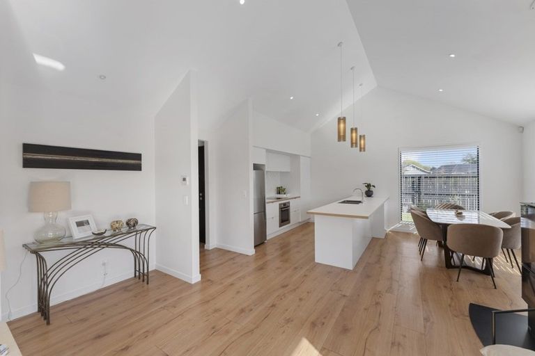 Photo of property in 4 Prospect Place, Western Heights, Hamilton, 3200