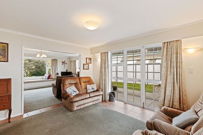 Photo of property in 9 Kapu Grove, Whalers Gate, New Plymouth, 4310