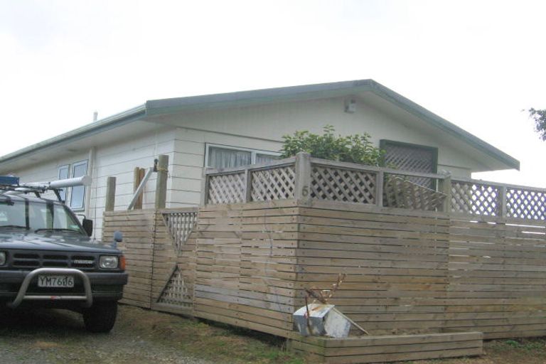 Photo of property in 5 Mayaro Crescent, Grenada Village, Wellington, 6037