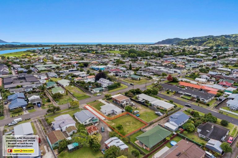 Photo of property in Victoria Avenue, Dannevirke, 4930