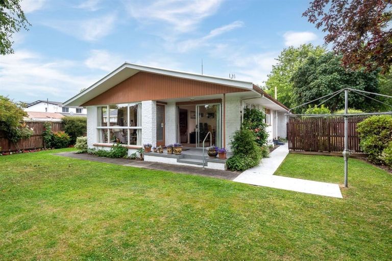 Photo of property in 1/23 Barnes Road, Redwood, Christchurch, 8051