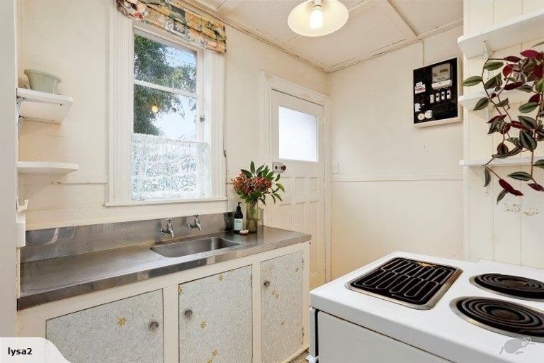 Photo of property in 31 Anne Street, Devonport, Auckland, 0624